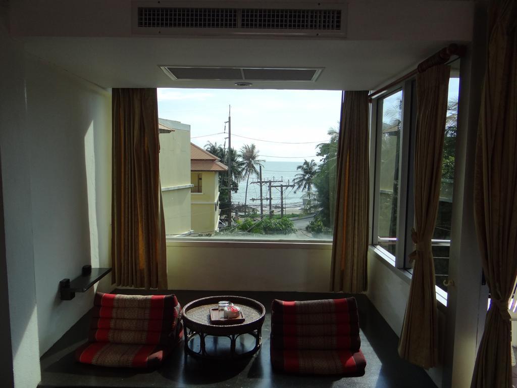Porterhouse Beach Hotel Patong Oda fotoğraf