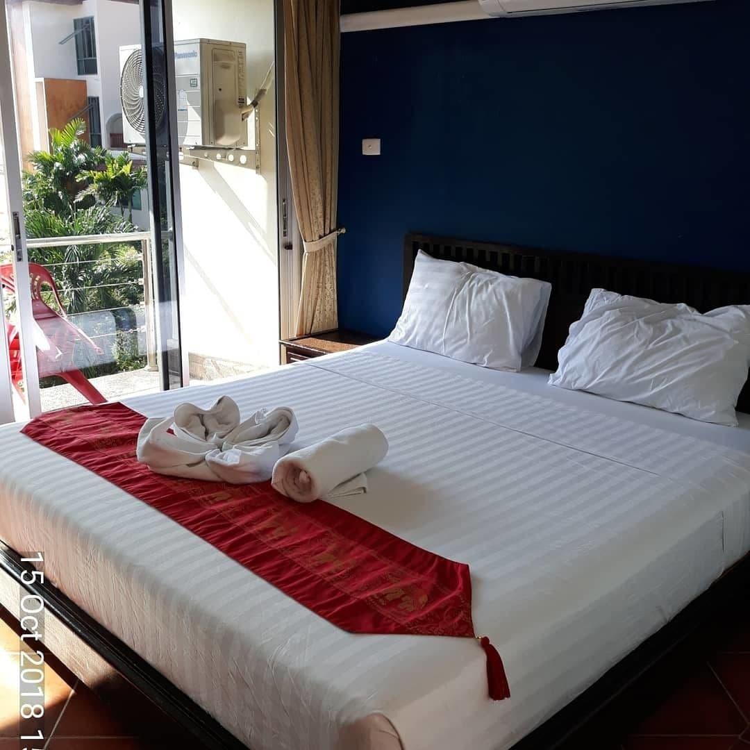 Porterhouse Beach Hotel Patong Dış mekan fotoğraf