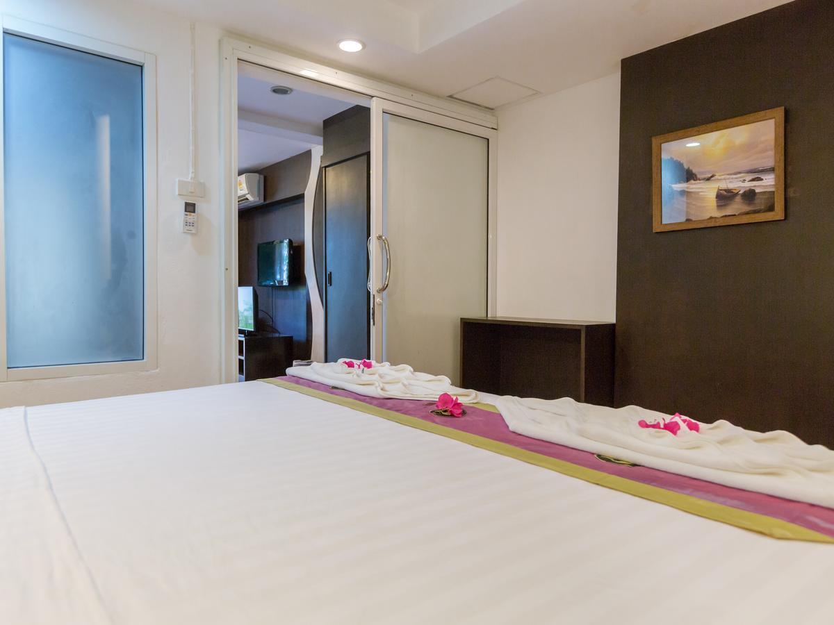 Porterhouse Beach Hotel Patong Dış mekan fotoğraf